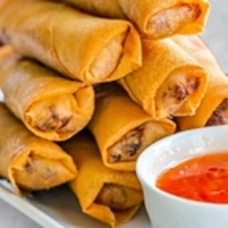 Egg Roll (2 Pcs) 蛋卷